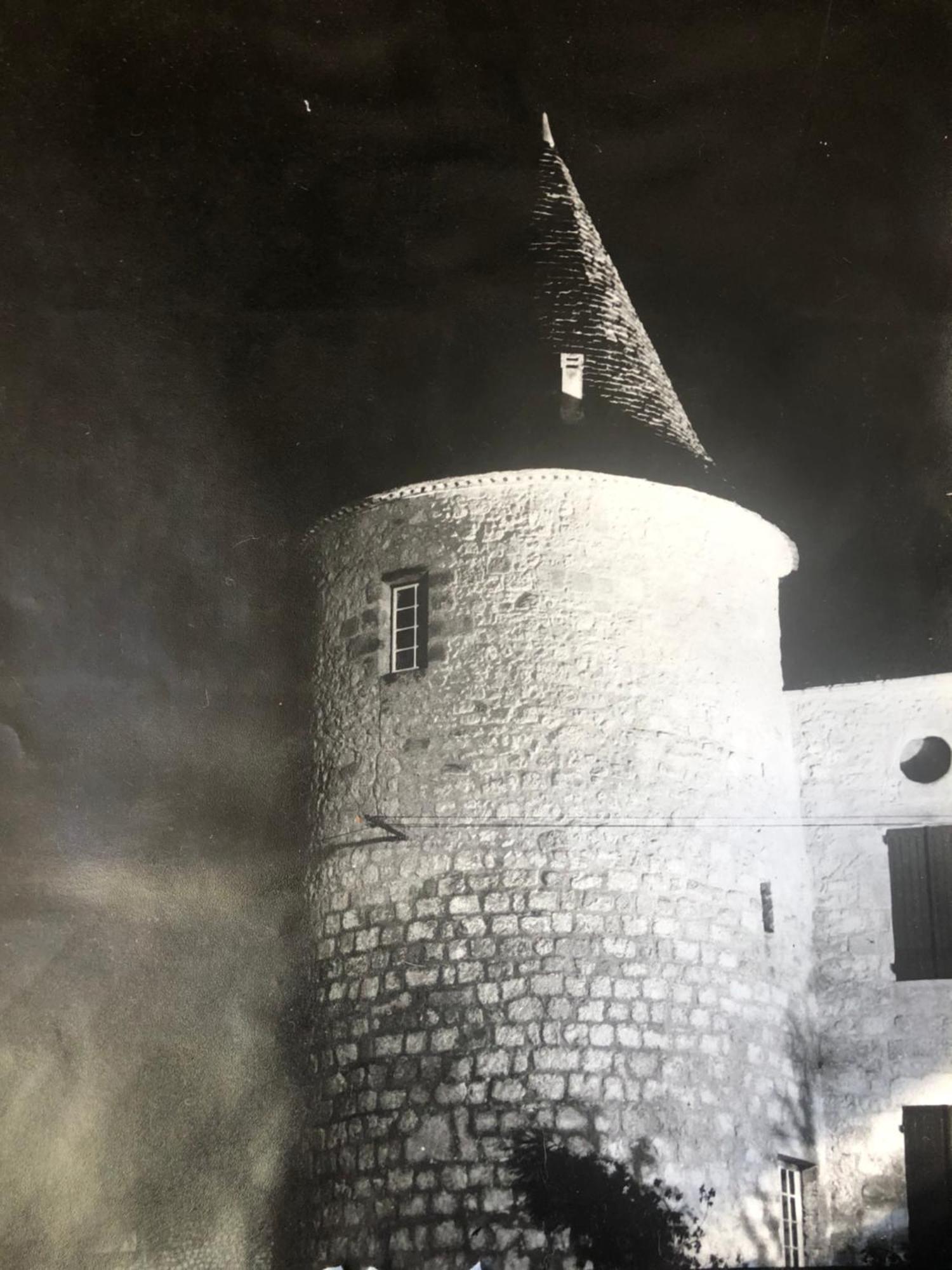 Un Petit Chateau Lauzun Exteriör bild