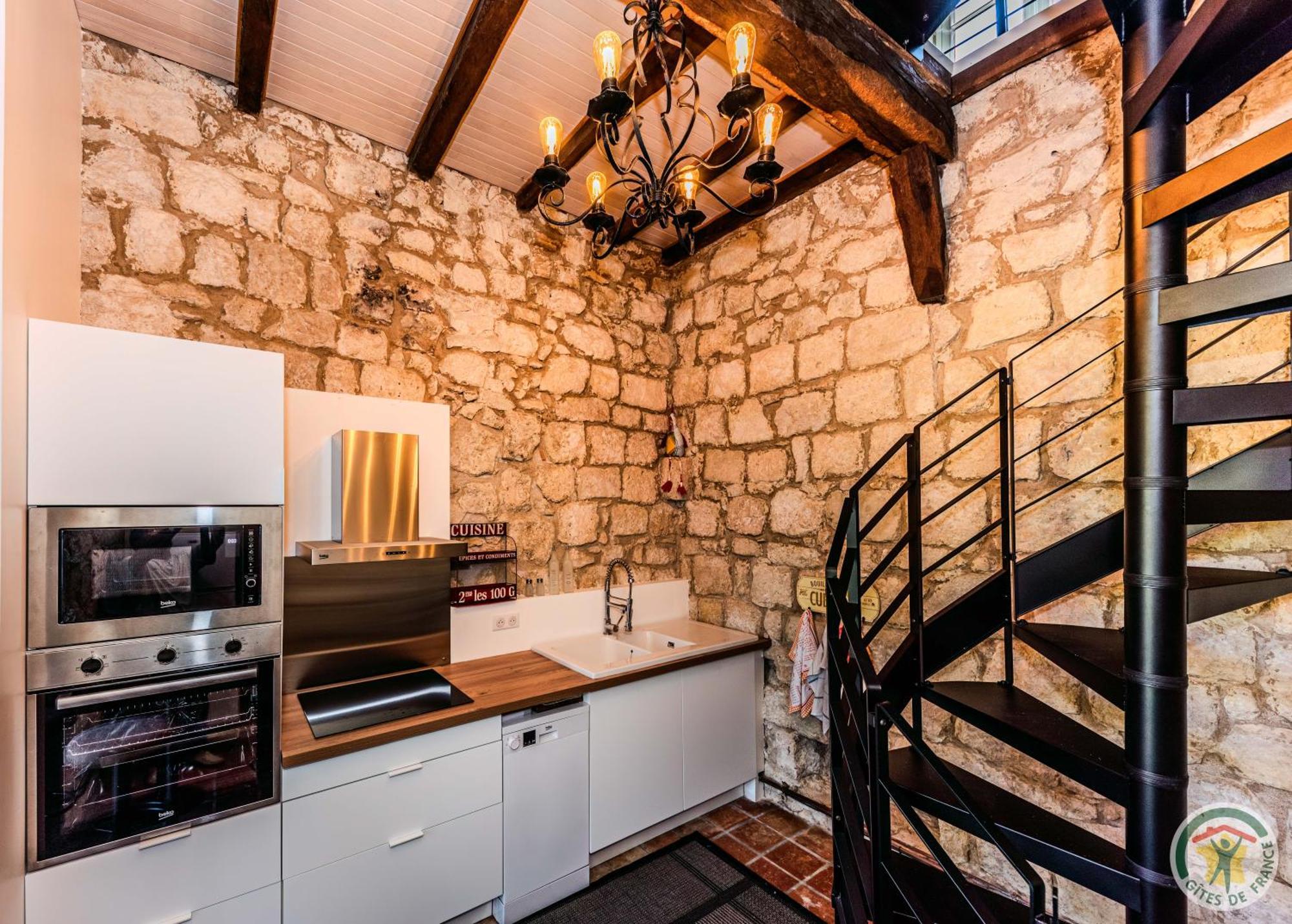 Un Petit Chateau Lauzun Exteriör bild